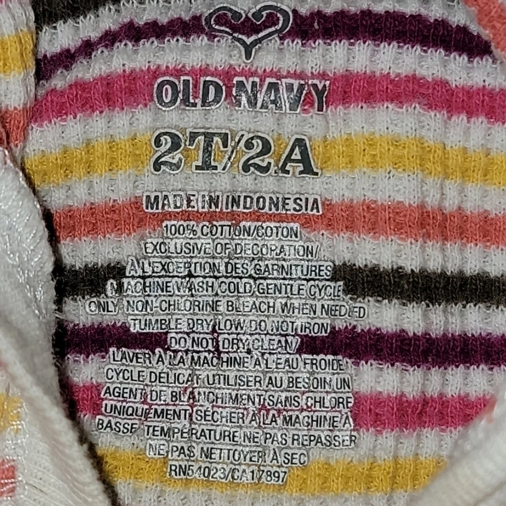 5/$25 Old Navy size 2T long sleeve striped top with hood and button accents